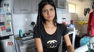 МОЯ СВОДНАЯ СЕСТРА ВЫБЕГАЕТ ИЗ ДОМА И Я ДОНАЛА ЕЁ НА УЛИЦЕ, ТЕПЕРЬ ОНА ДОЛЖНА ЗАПЛАТИТЬ МНЕ ЗА СВОЁ МОЛЧАНИЕ - порно видео