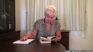 Бабушке нужен оргазм прямо сейчас! - порно видео